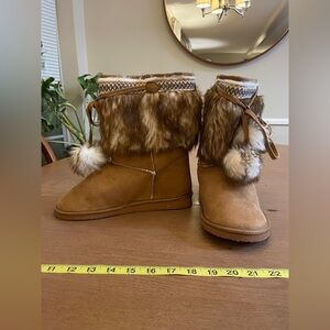 Charming Charlie Brown Fur-Trimmed Women's Boots NEVER WORN